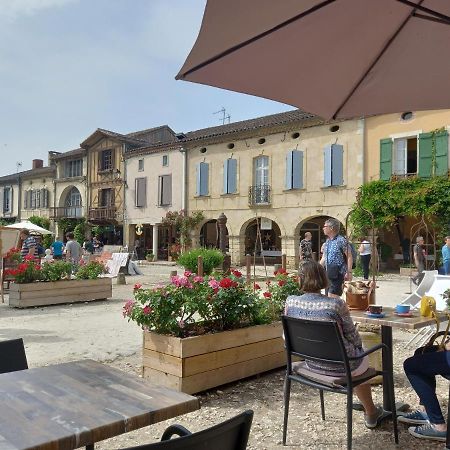 Les Eygletieres Bed and Breakfast Bourriot-Bergonce Exteriör bild