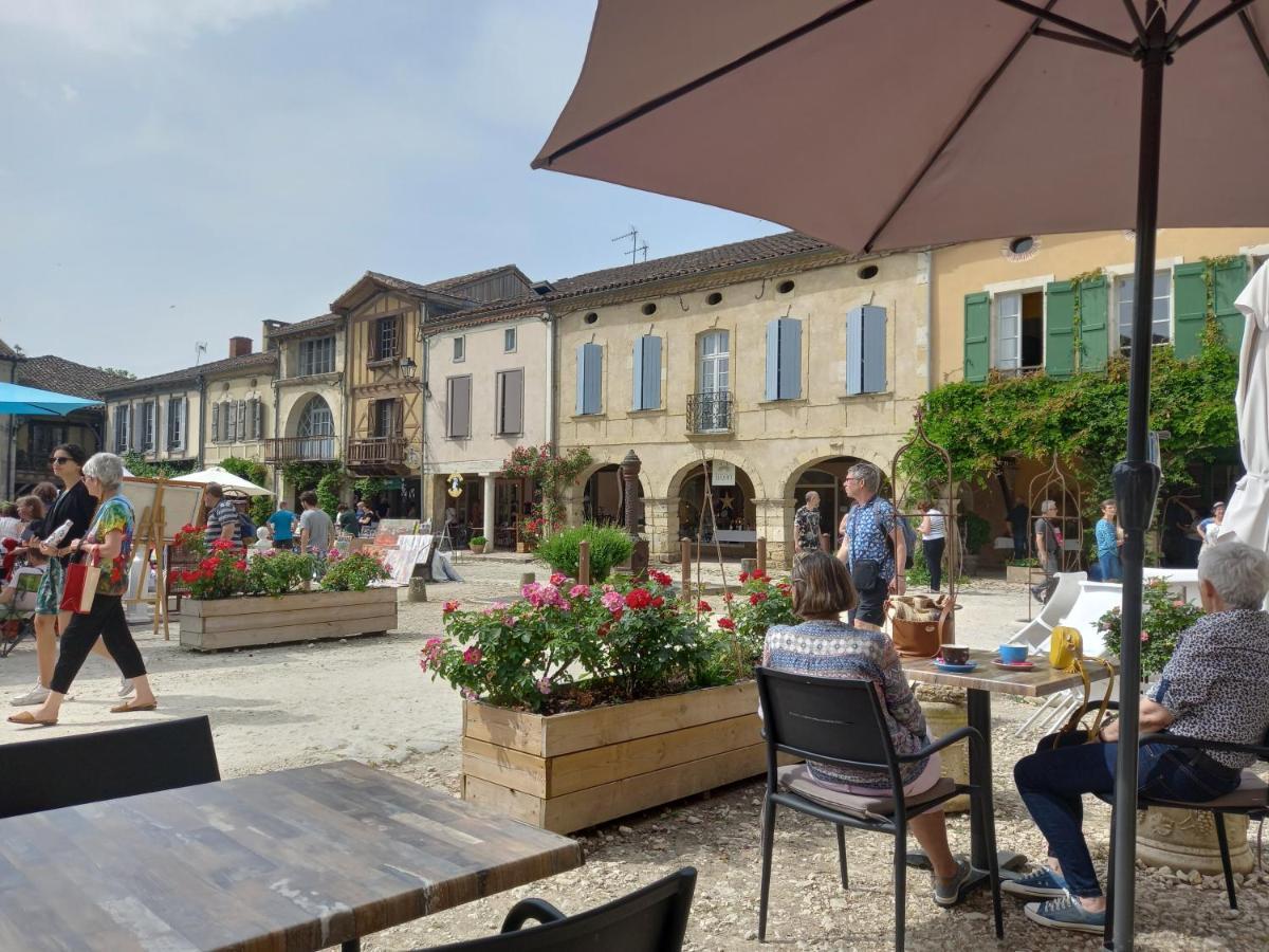 Les Eygletieres Bed and Breakfast Bourriot-Bergonce Exteriör bild